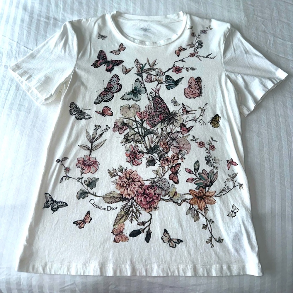 Dior t-shirt